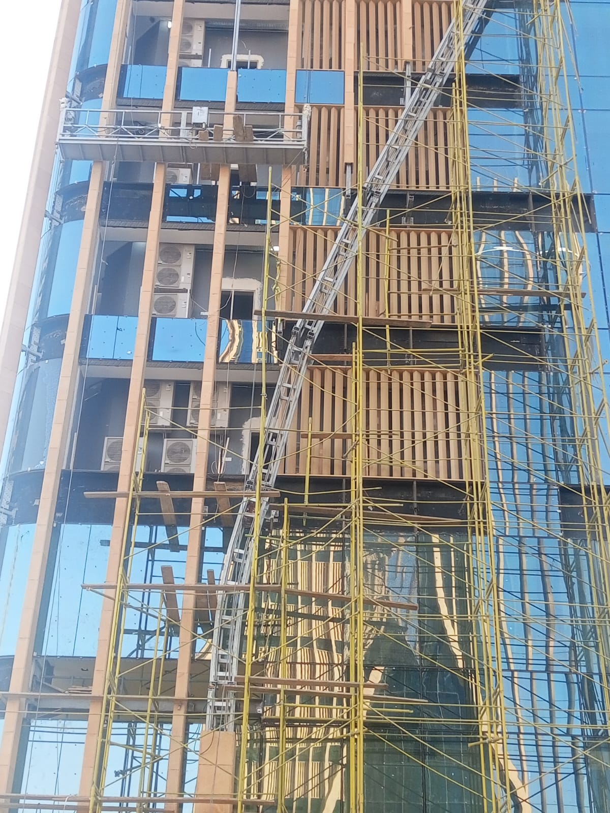 ترميم وتشطيب